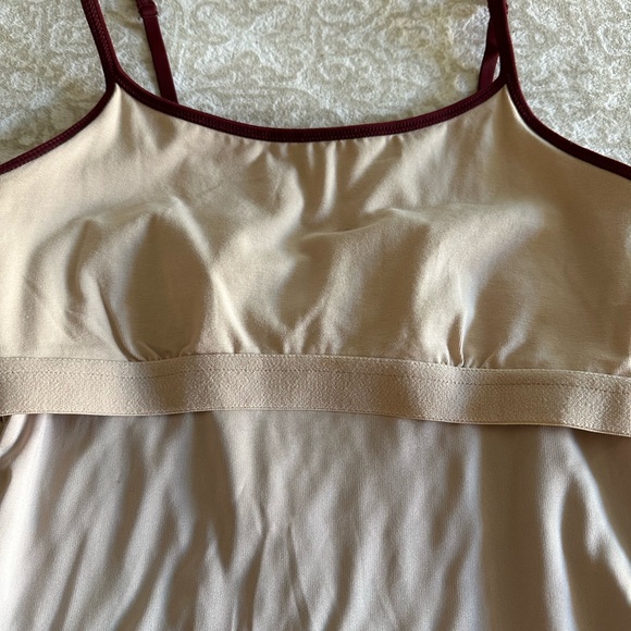 Express Best Loved Cami w/Built-In Bra! - Picture 10 of 12
